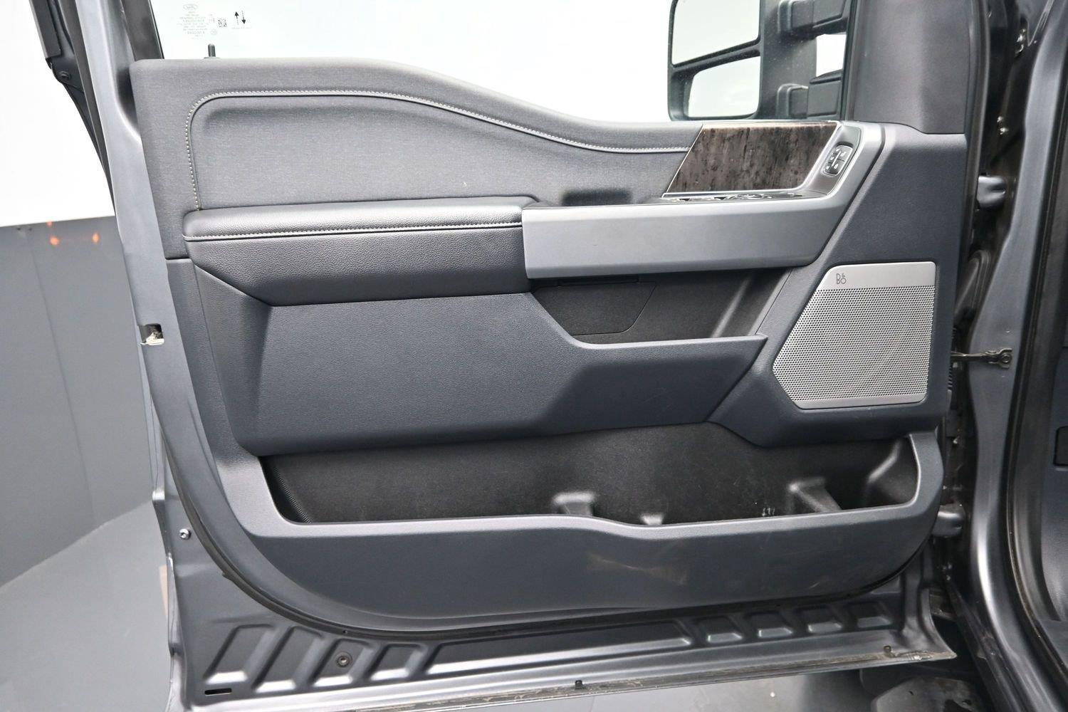 Used 2024 Carbonized Gray Ford LARIAT image 22