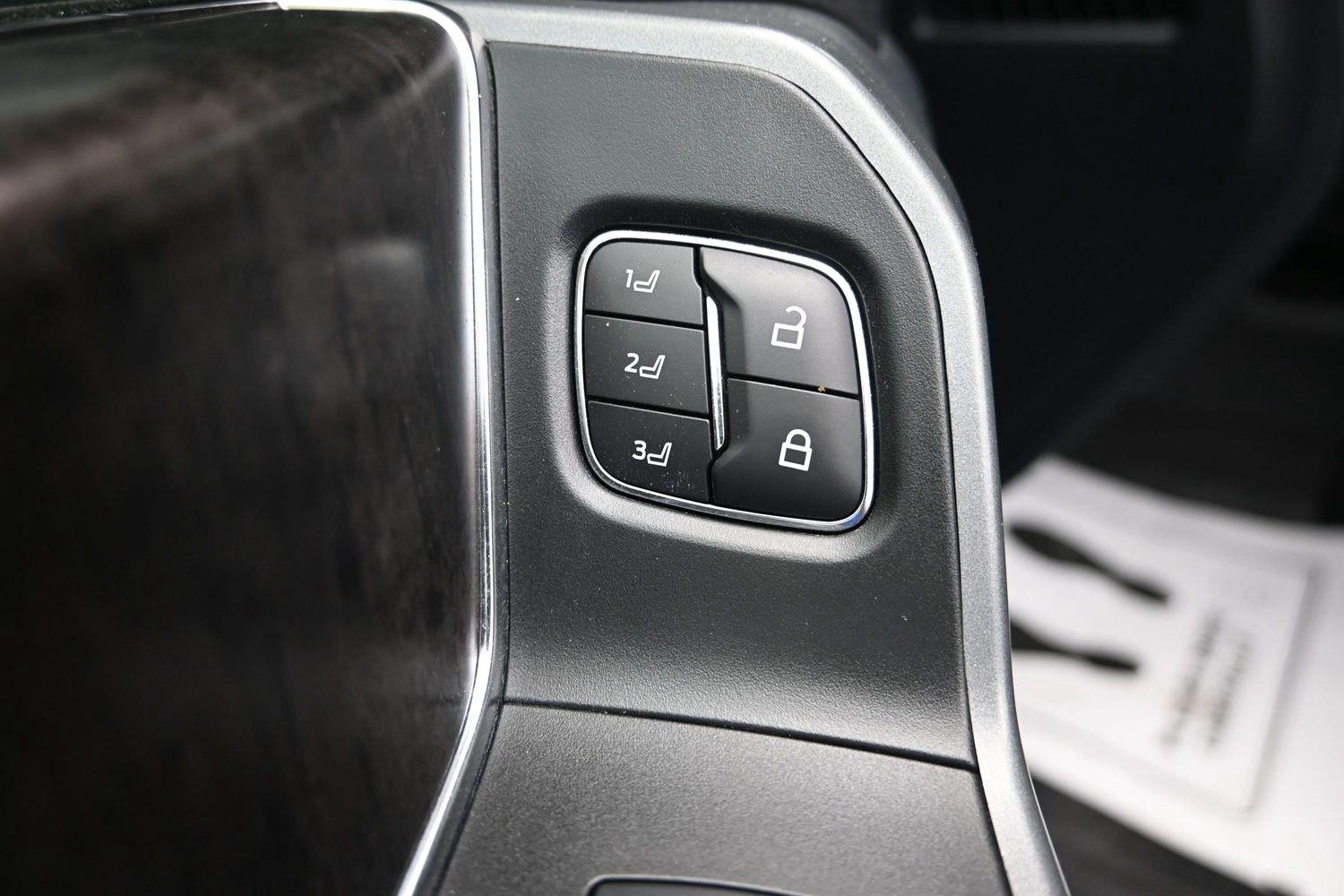 Used 2024 Carbonized Gray Ford LARIAT image 23
