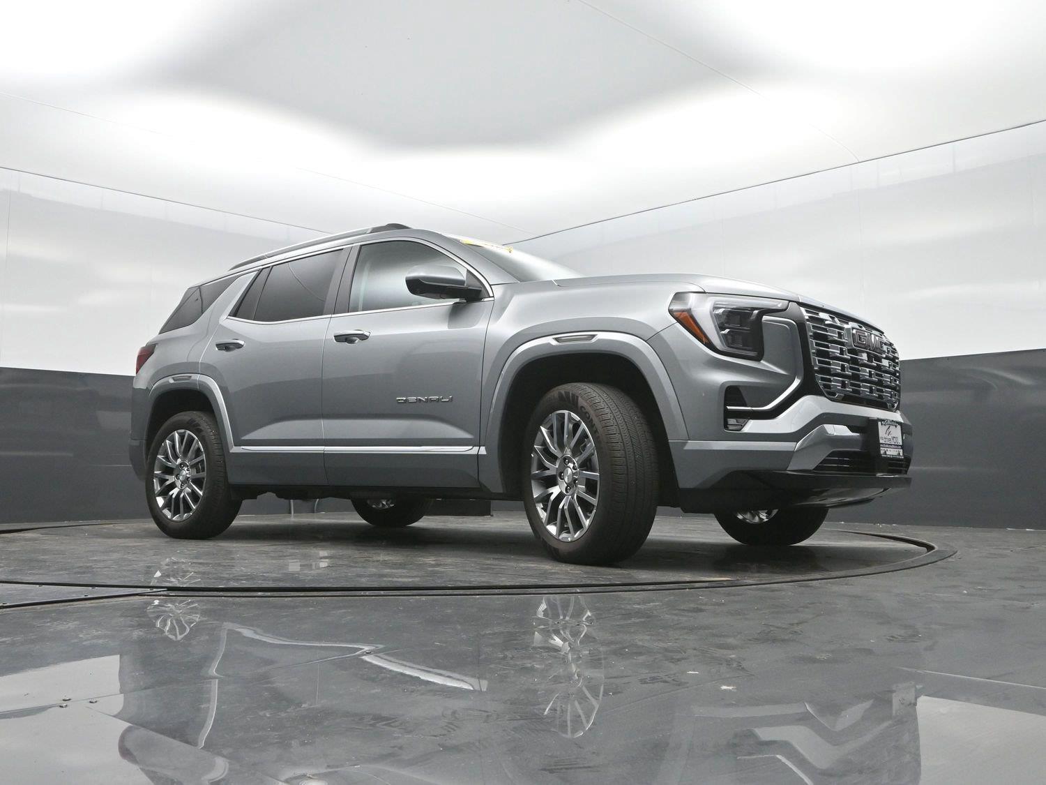 Used 2026 Sterling Metallic GMC AWD Denali image 36