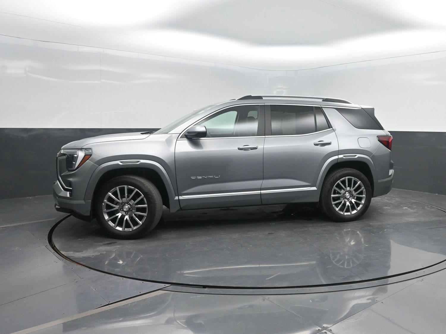 Used 2026 Sterling Metallic GMC AWD Denali image 42