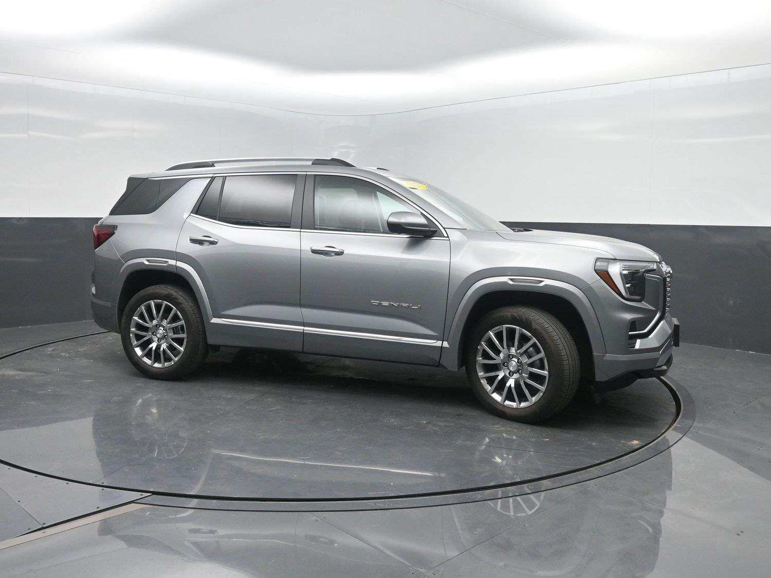 Used 2026 Sterling Metallic GMC AWD Denali image 3