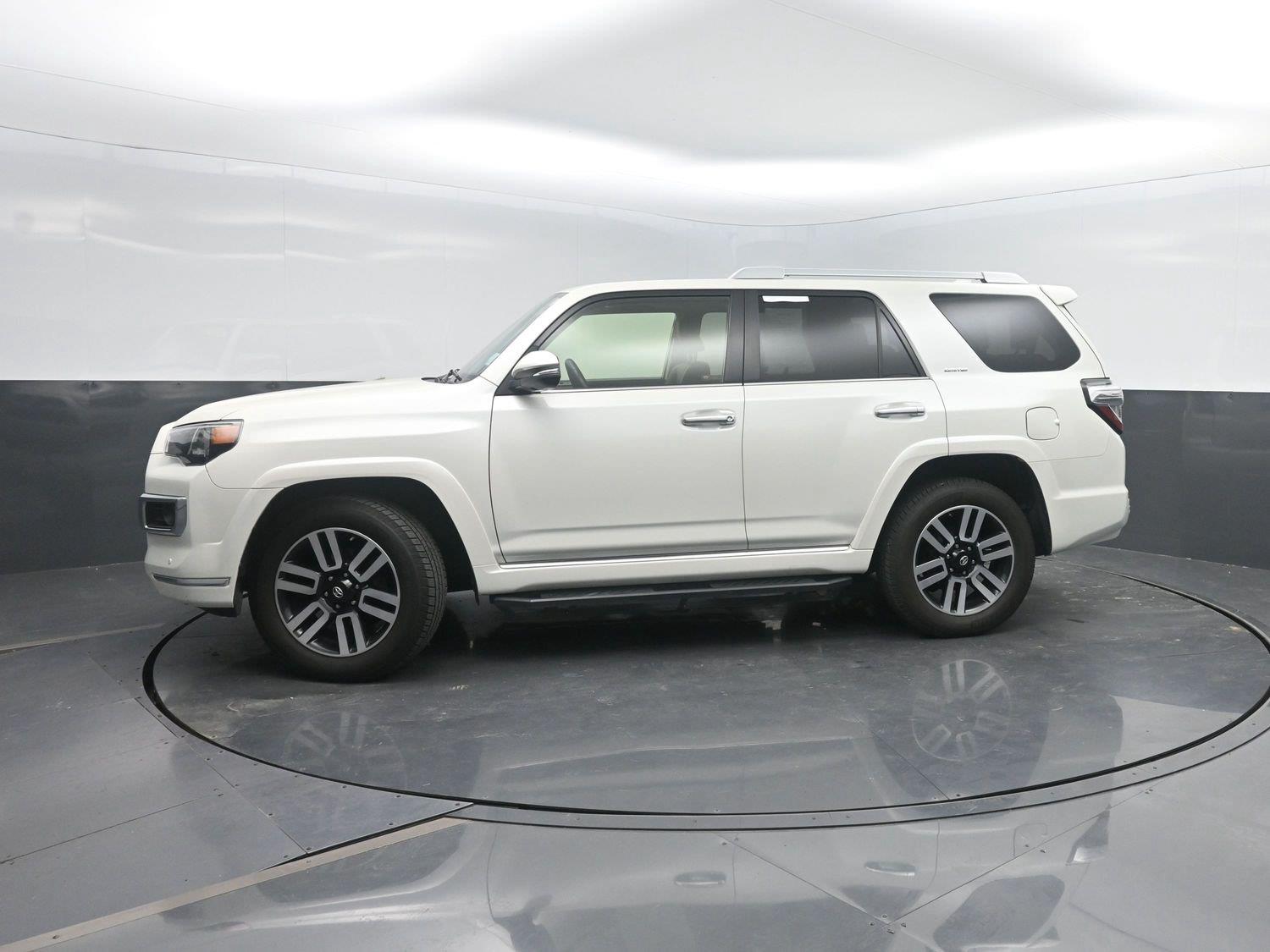 White (Blizzard Pearl) 2019 Toyota 4Runner SUV / Crossover All-Wheel Drive 5-Speed Automatic