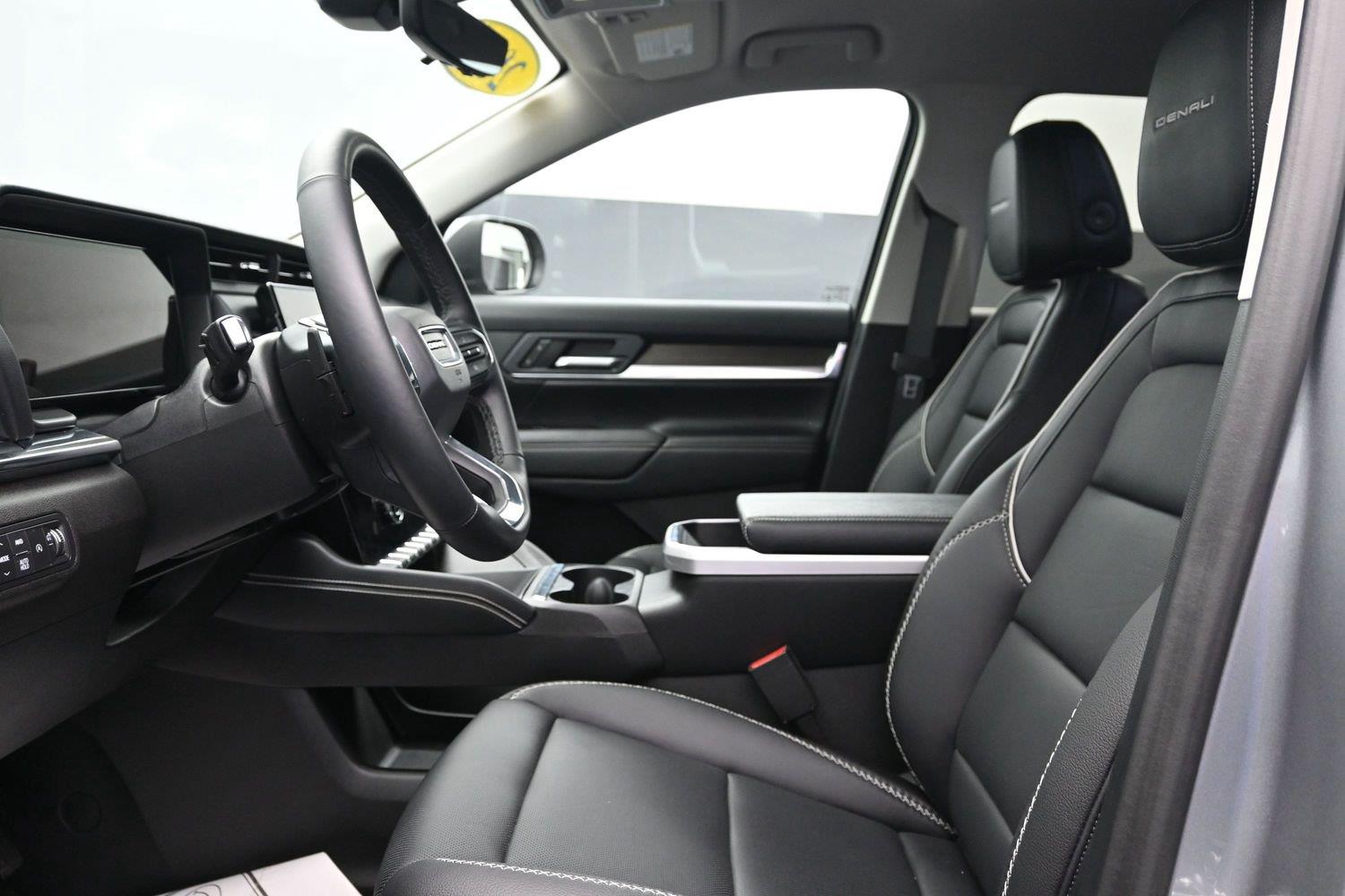 Used 2026 Sterling Metallic GMC AWD Denali image 22