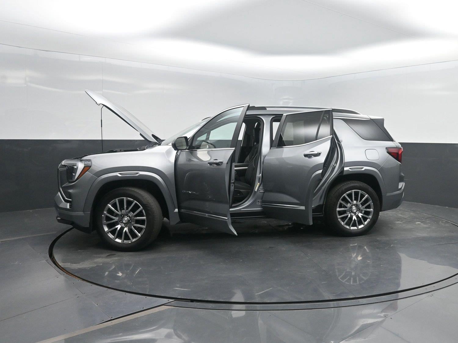 Used 2026 Sterling Metallic GMC AWD Denali image 49