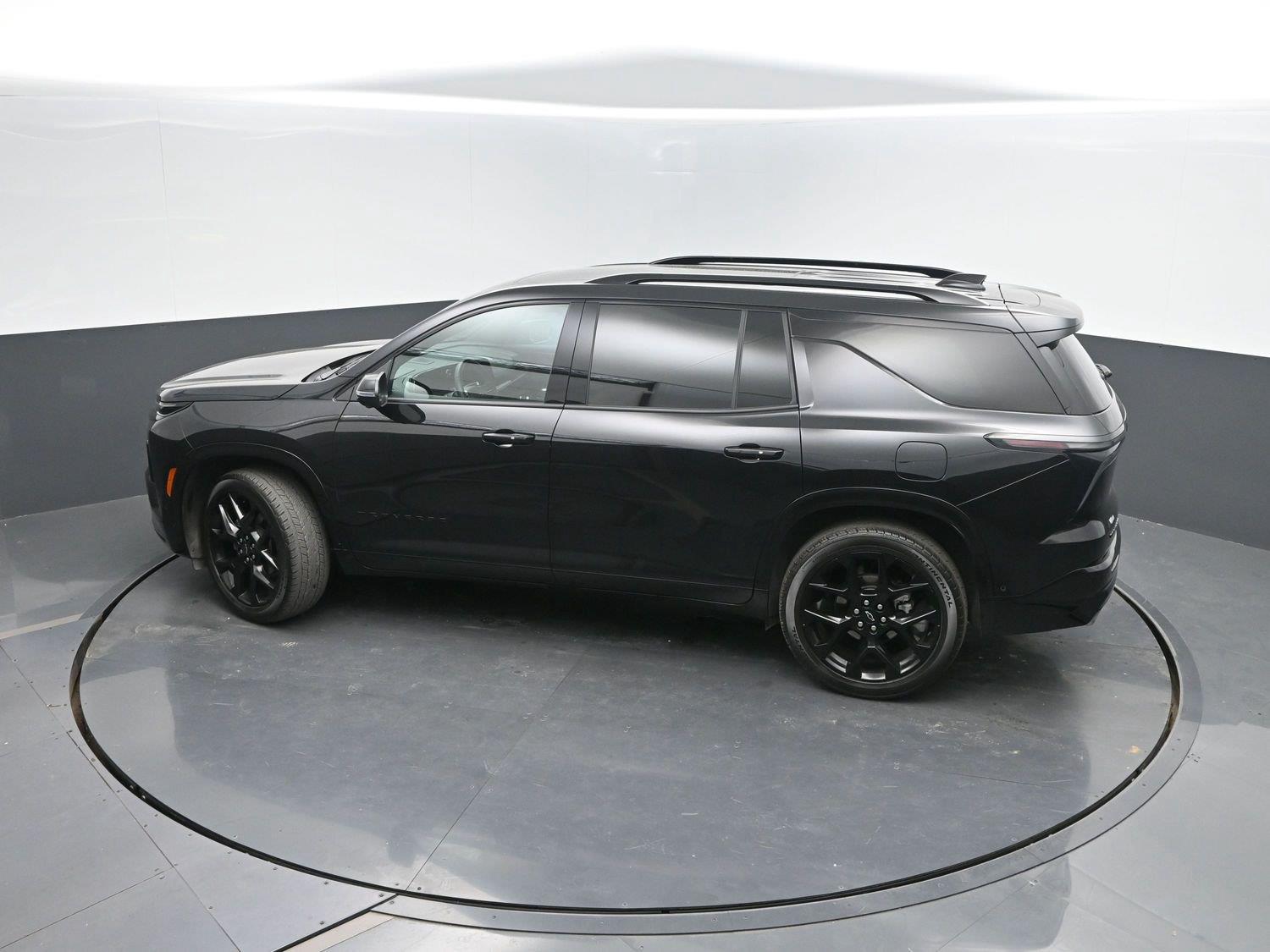 Used 2024 Mosaic Black Metallic Chevrolet FWD RS image 43
