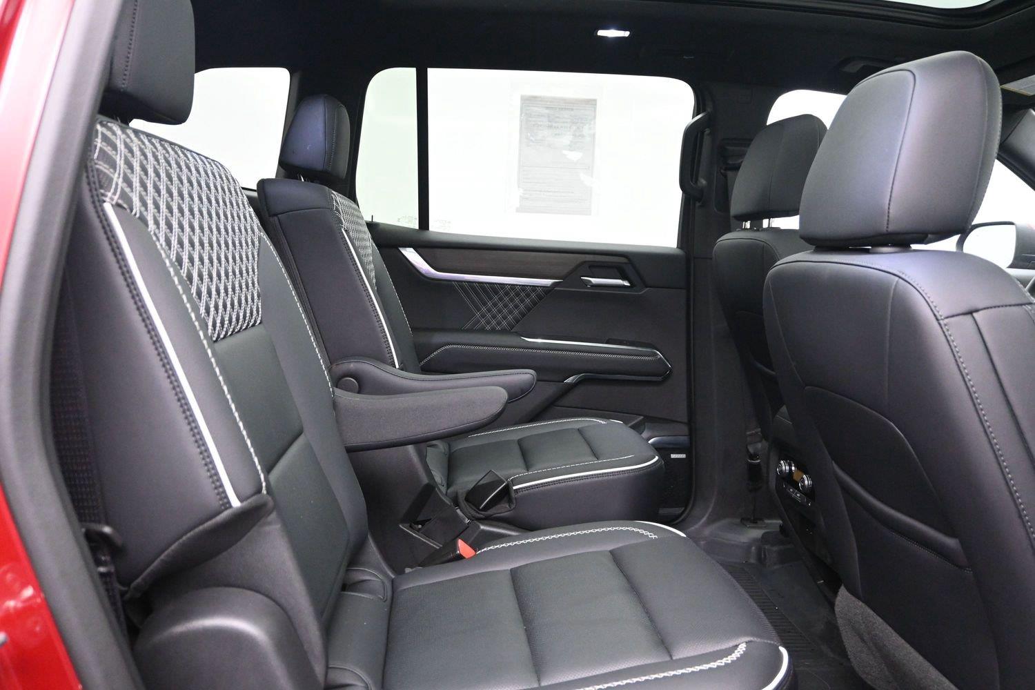 Used 2025 Volcanic Red Tintcoat GMC AWD Denali image 13