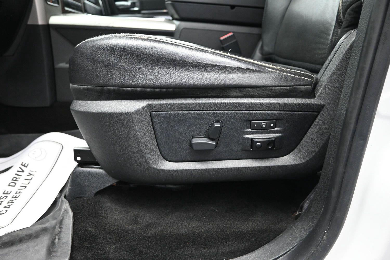 Used 2016 Bright White Clearcoat Ram Laramie image 20