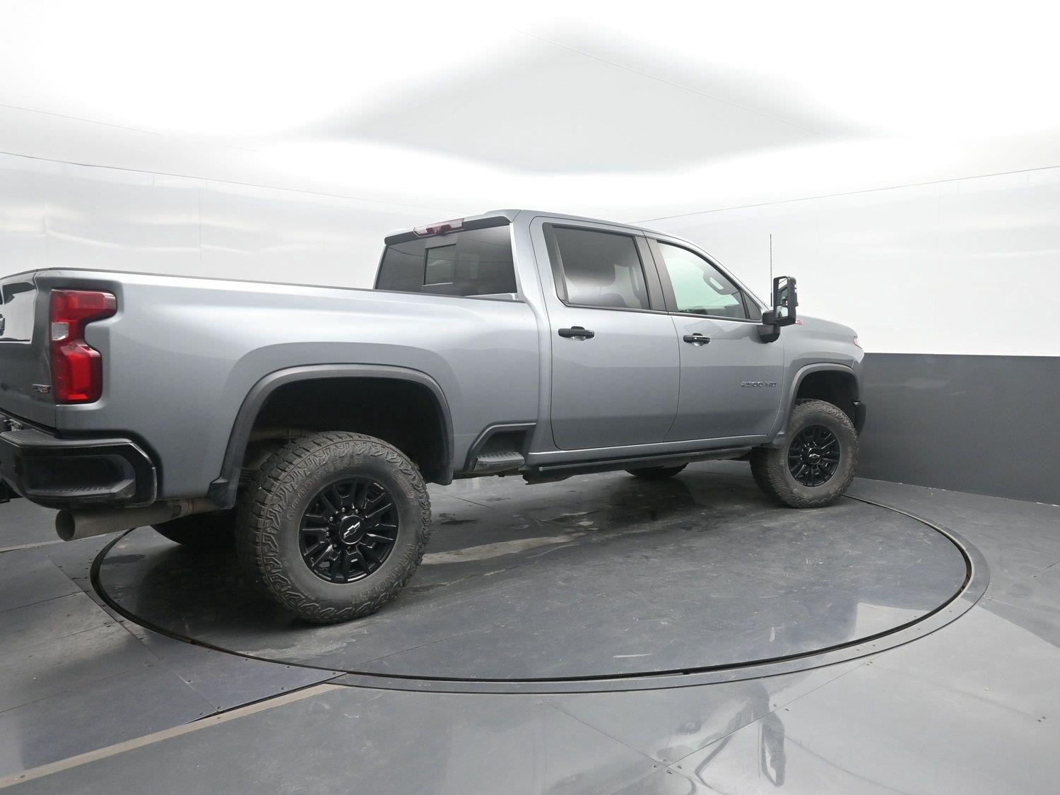 Used 2024 Sterling Gray Metallic Chevrolet ZR2 image 2