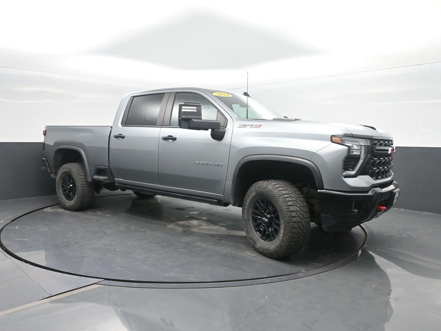 Used 2024 Sterling Gray Metallic Chevrolet ZR2 image 4
