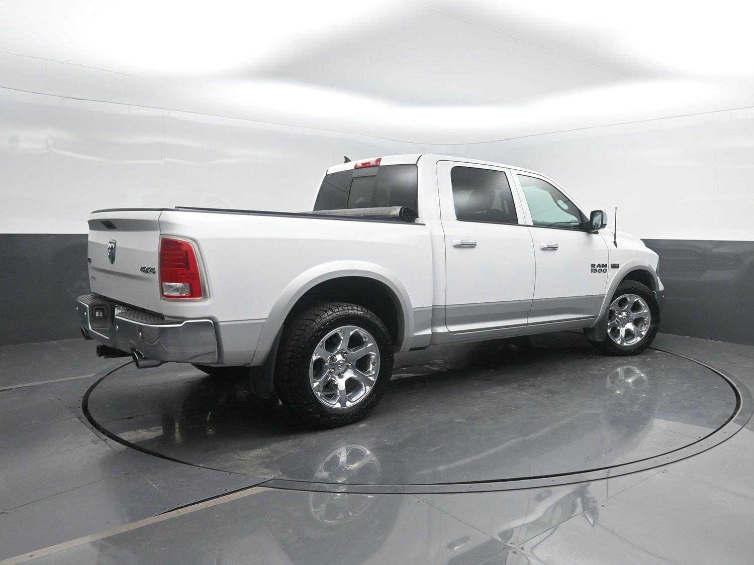 Used 2016 Bright White Clearcoat Ram Laramie image 2