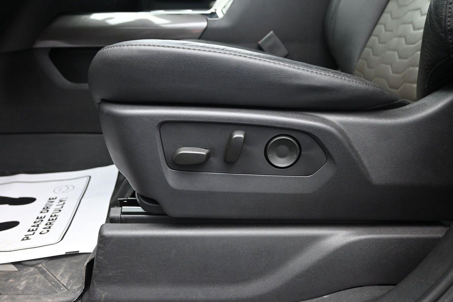 Used 2024 Sterling Gray Metallic Chevrolet ZR2 image 27