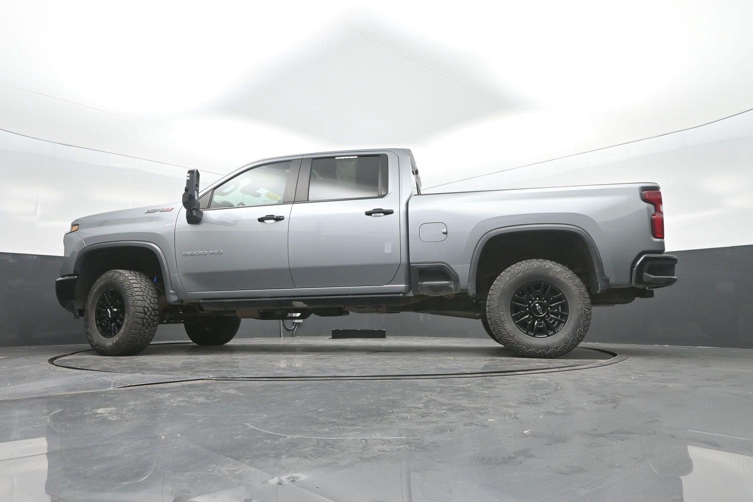 Used 2024 Sterling Gray Metallic Chevrolet ZR2 image 42