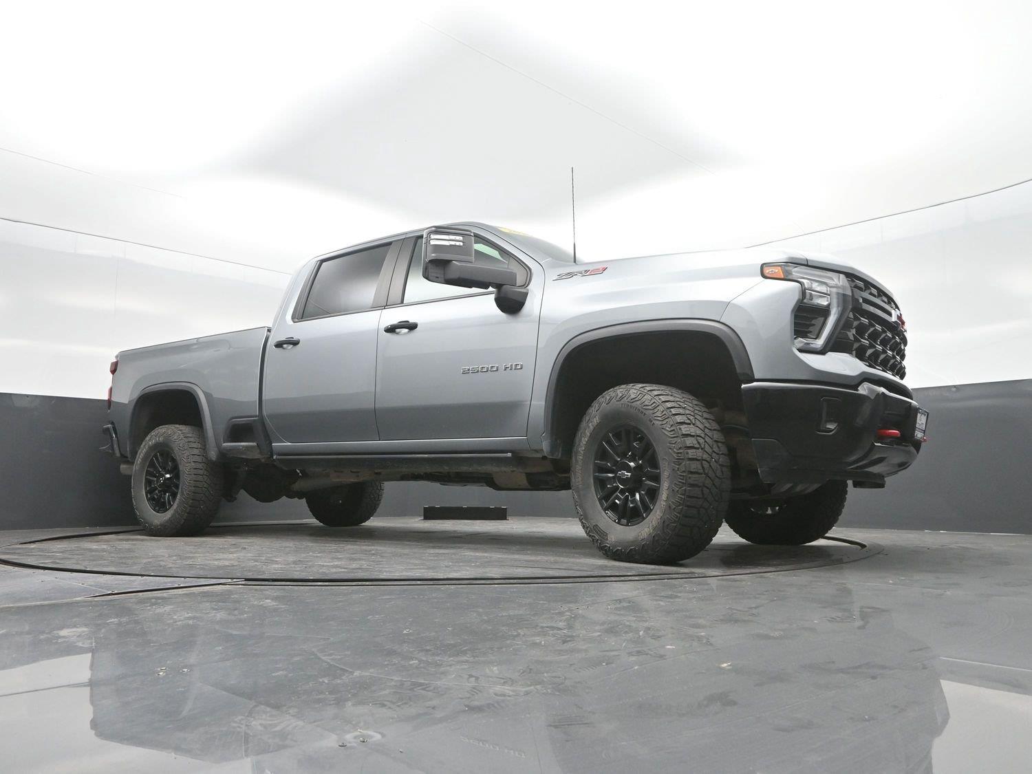 Used 2024 Sterling Gray Metallic Chevrolet ZR2 image 44