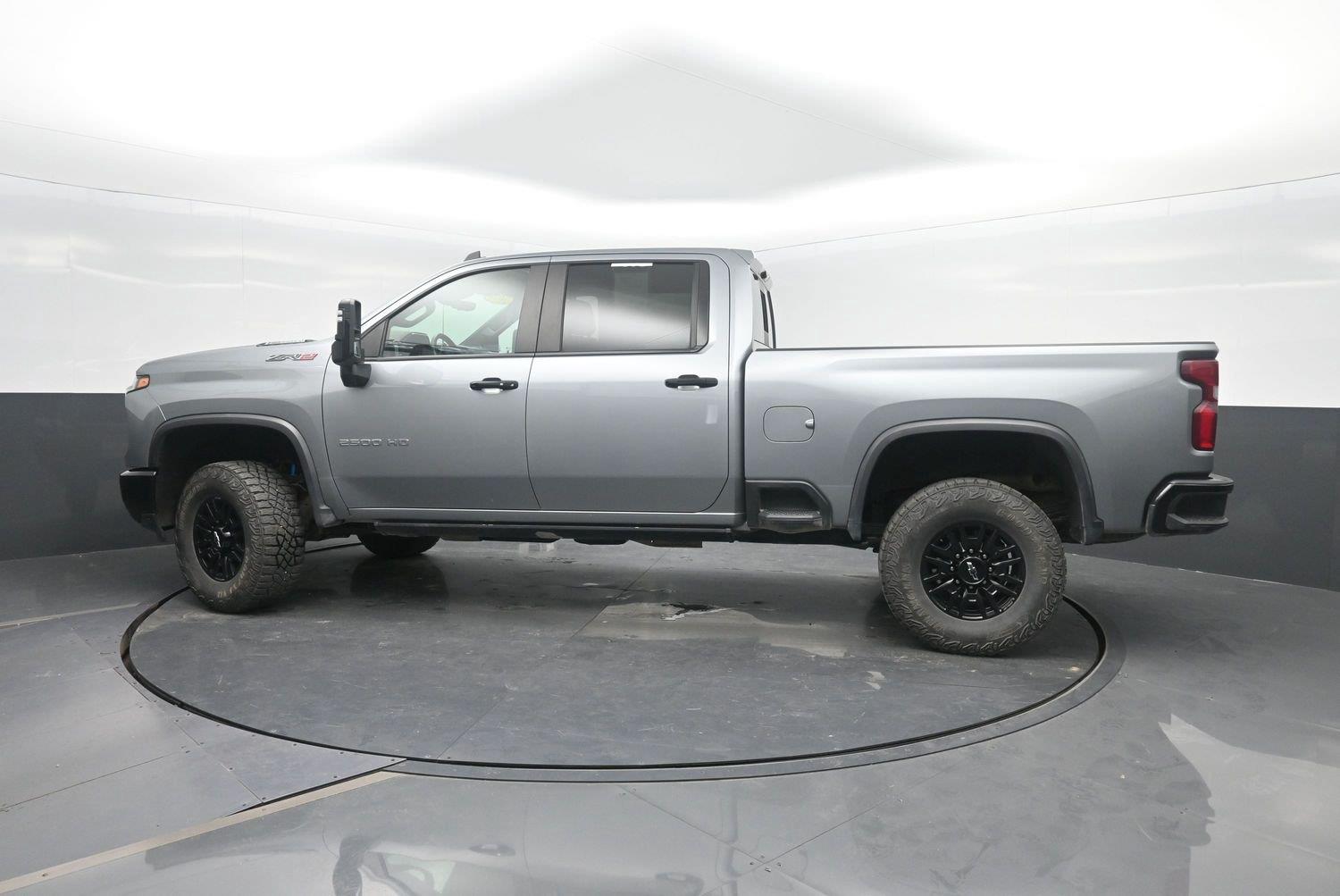 Used 2024 Sterling Gray Metallic Chevrolet ZR2 image 49