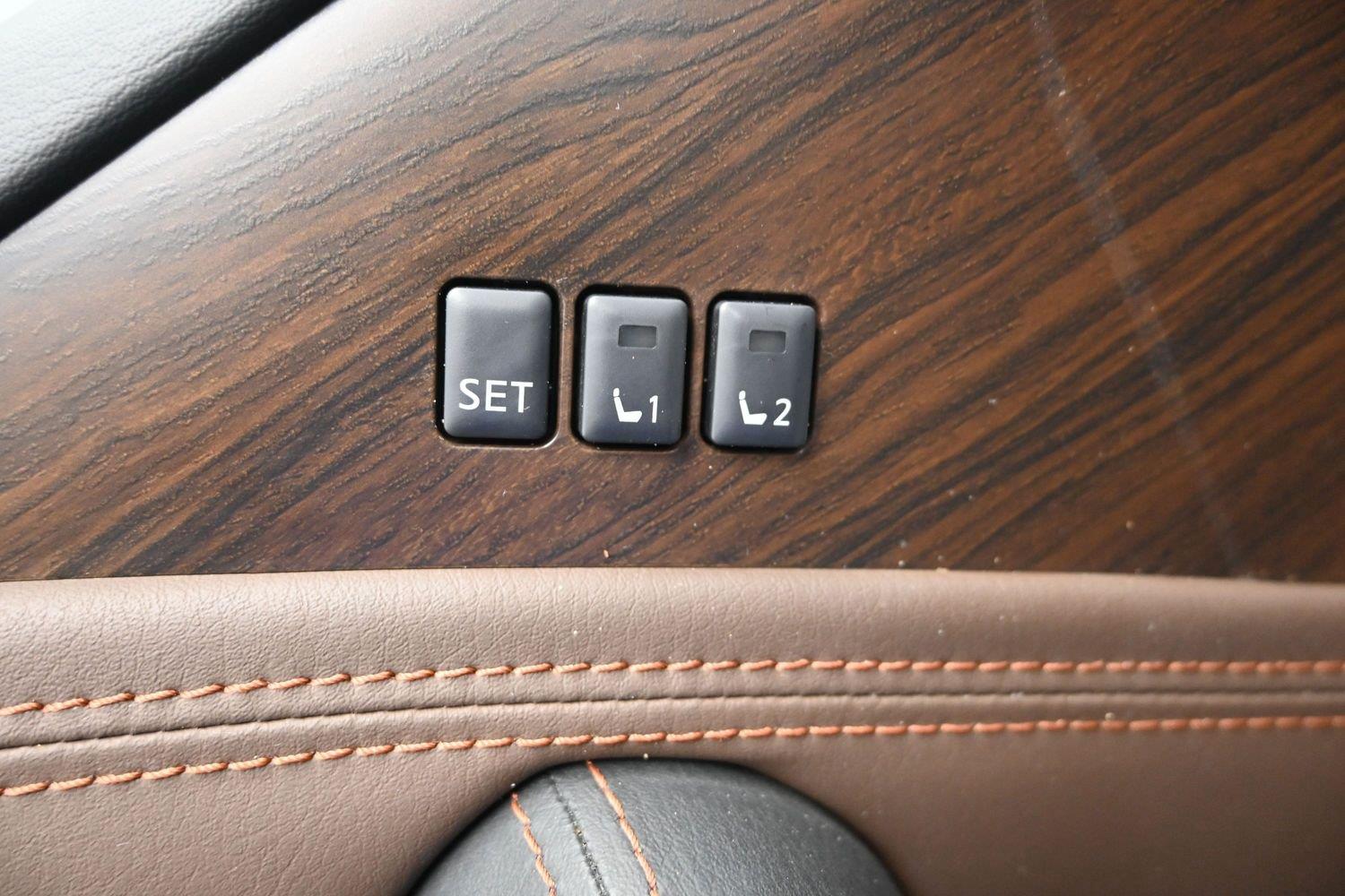 Used 2018 Hermosa Blue Nissan Platinum image 22