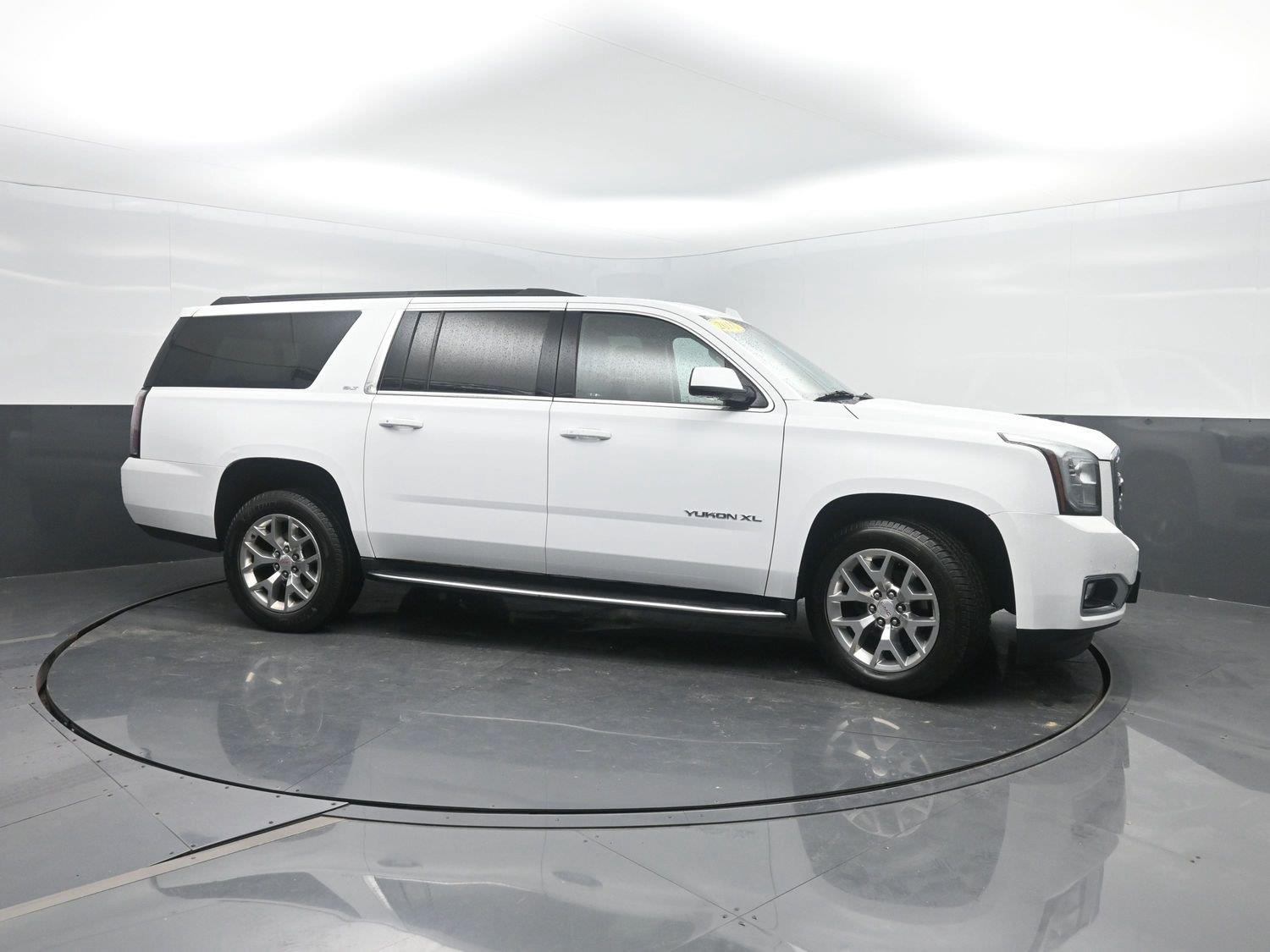 Used 2018 Summit White GMC SLT image 3