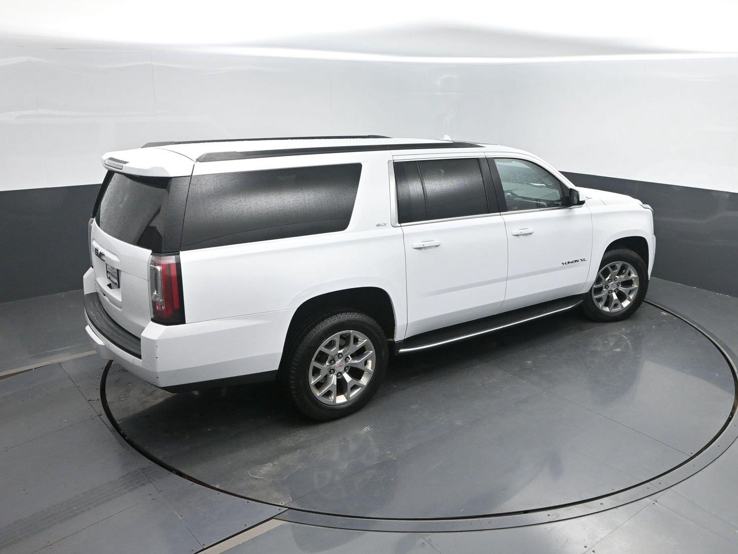 Used 2018 Summit White GMC SLT image 43