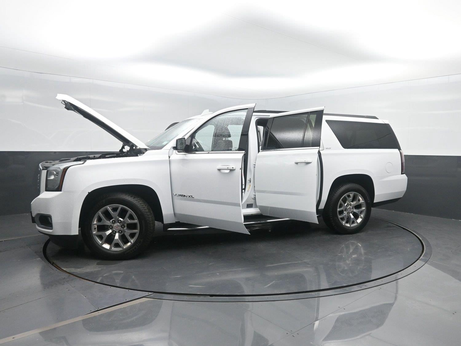 Used 2018 Summit White GMC SLT image 53
