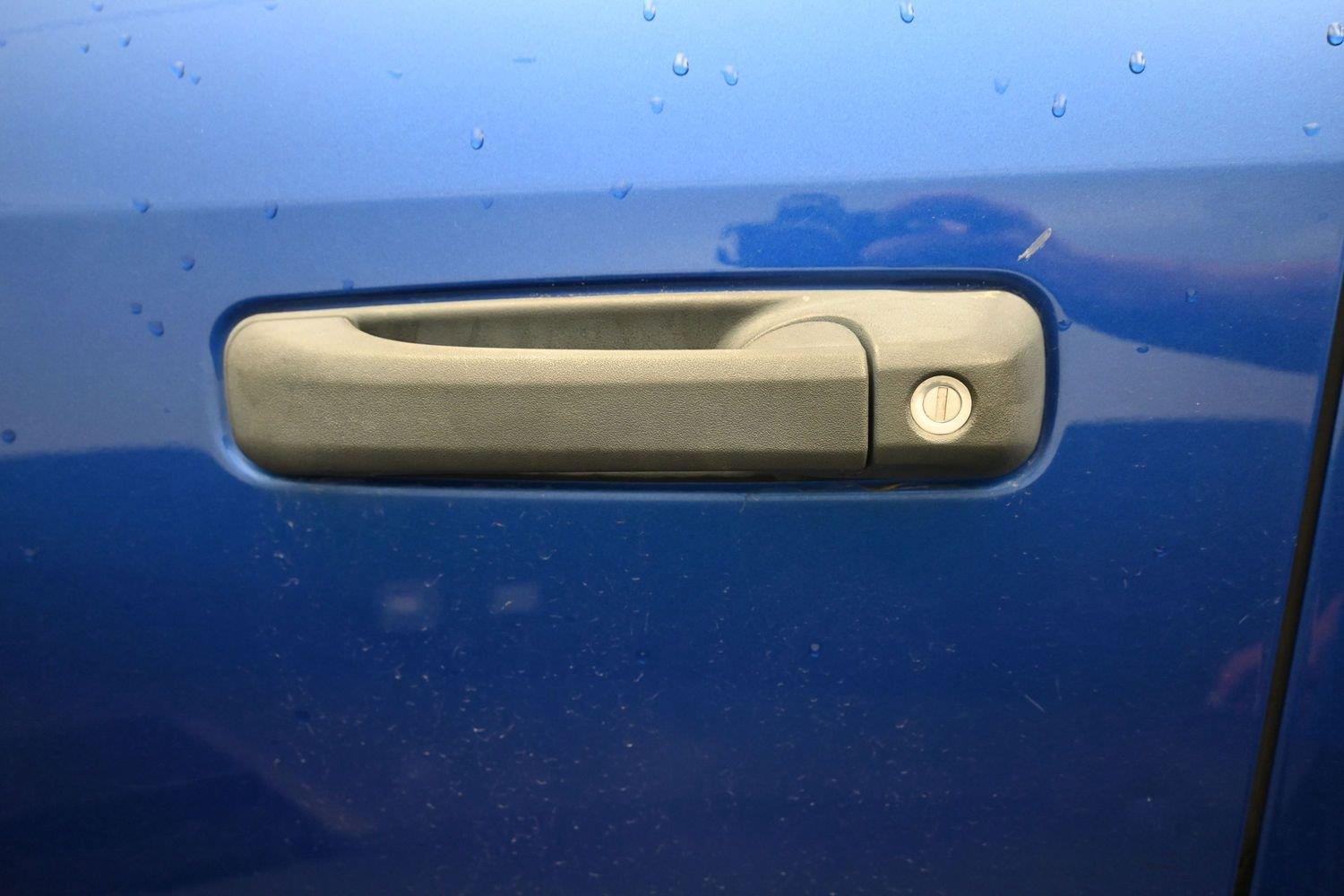 Used 2016 Blue Streak Pearlcoat Ram Tradesman image 16