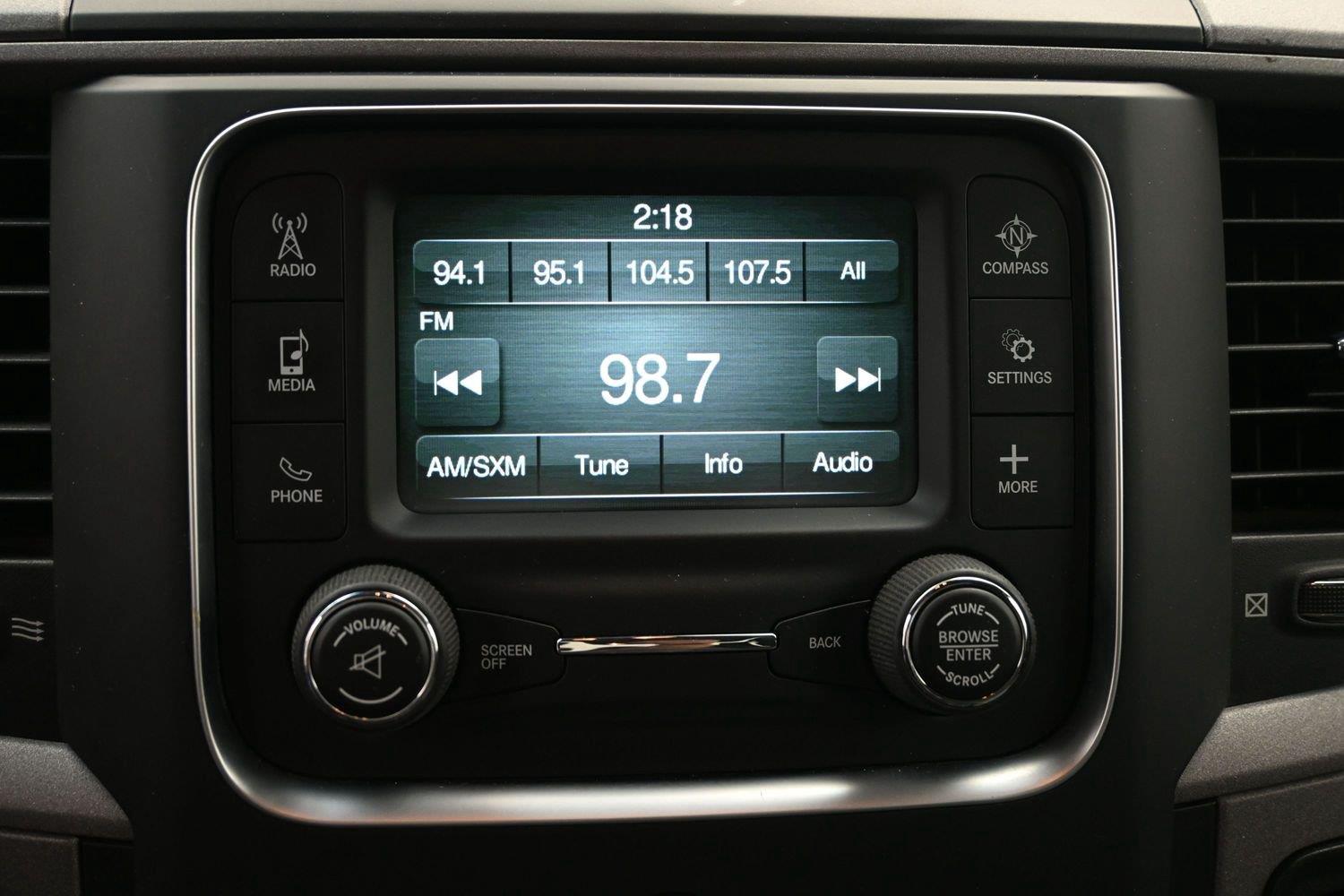 Used 2016 Blue Streak Pearlcoat Ram Tradesman image 25