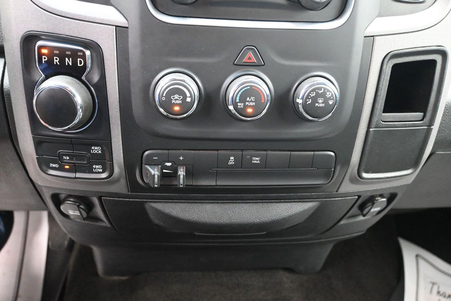 Used 2016 Blue Streak Pearlcoat Ram Tradesman image 26