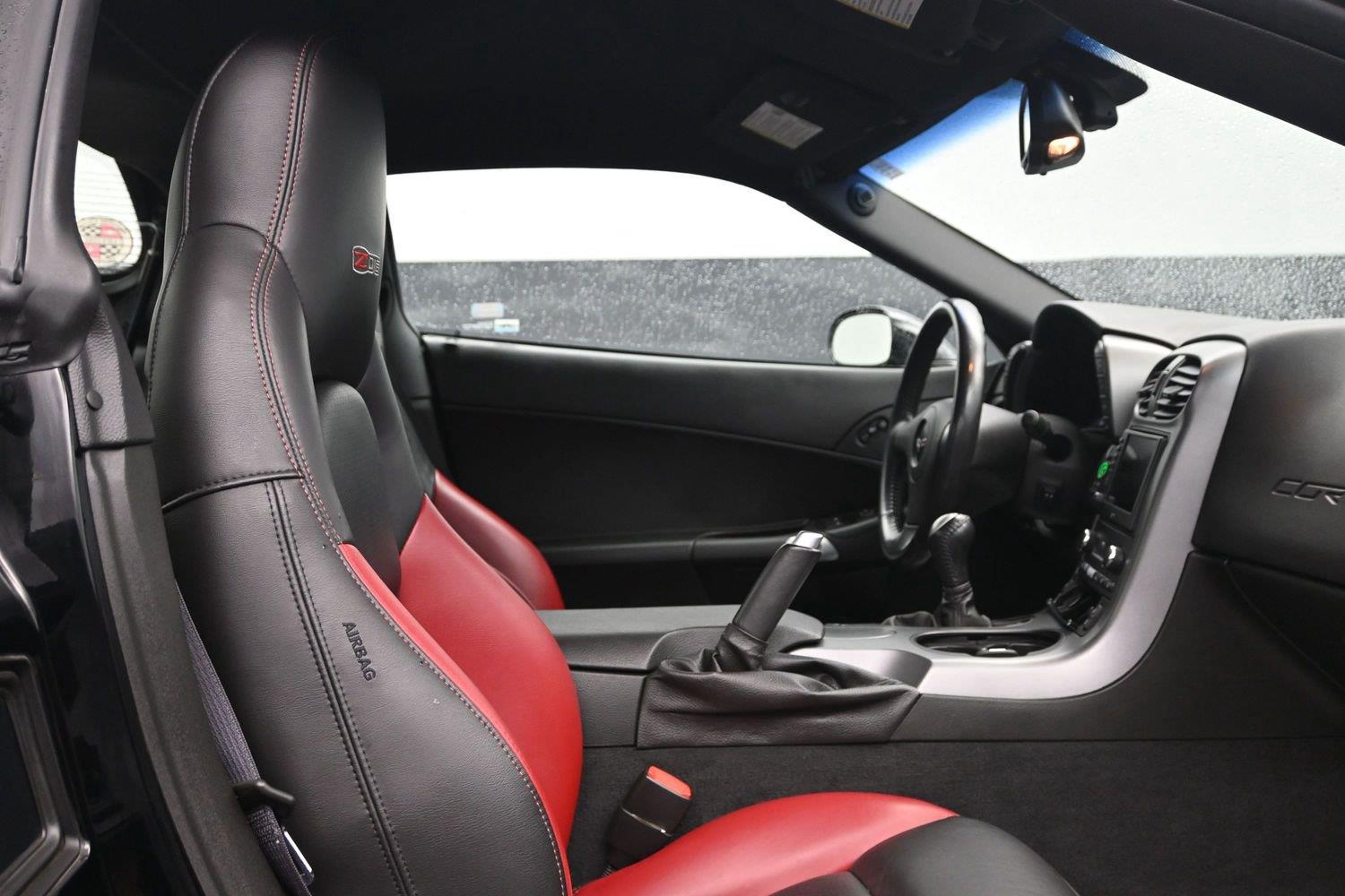 Used 2006 Black Chevrolet Z06 image 10