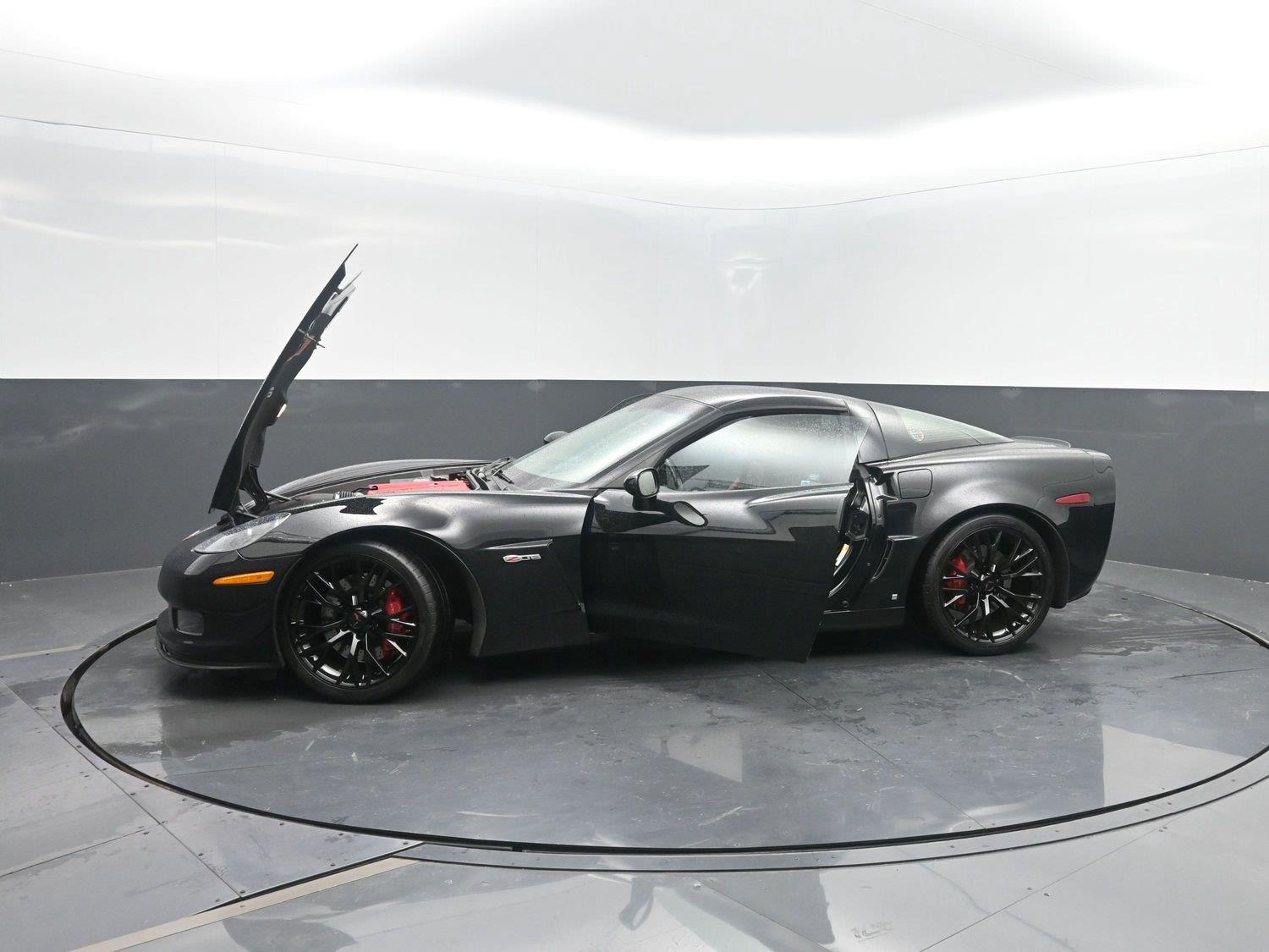 Used 2006 Black Chevrolet Z06 image 38