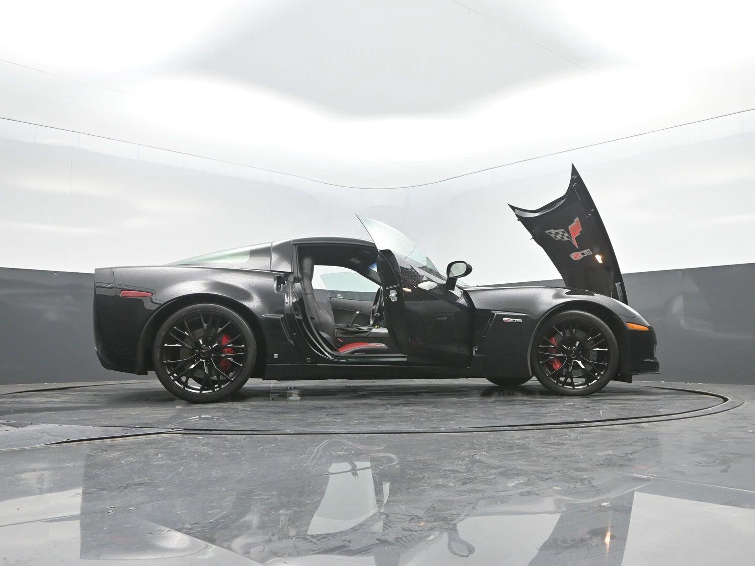 Used 2006 Black Chevrolet Z06 image 41