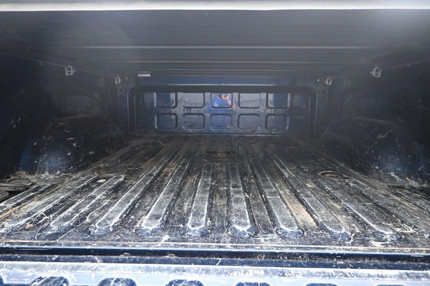 Used 2019 Patriot Blue Pearlcoat Ram Laramie image 18