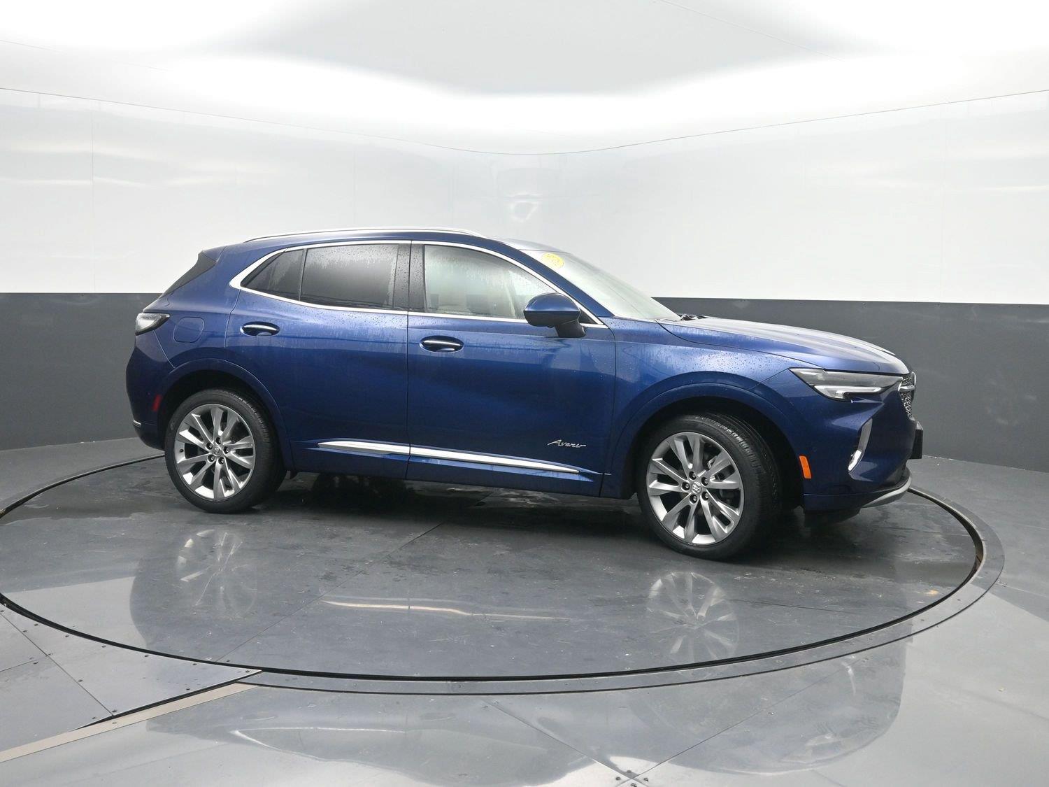 Used 2023 Sapphire Metallic Buick Avenir image 3