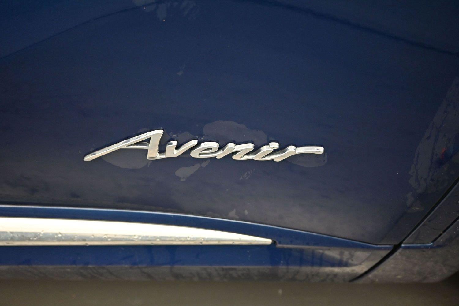 Used 2023 Sapphire Metallic Buick Avenir image 6