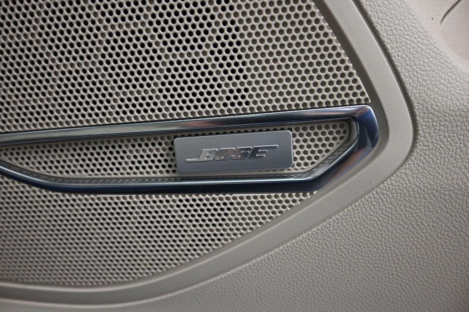 Used 2023 Sapphire Metallic Buick Avenir image 9