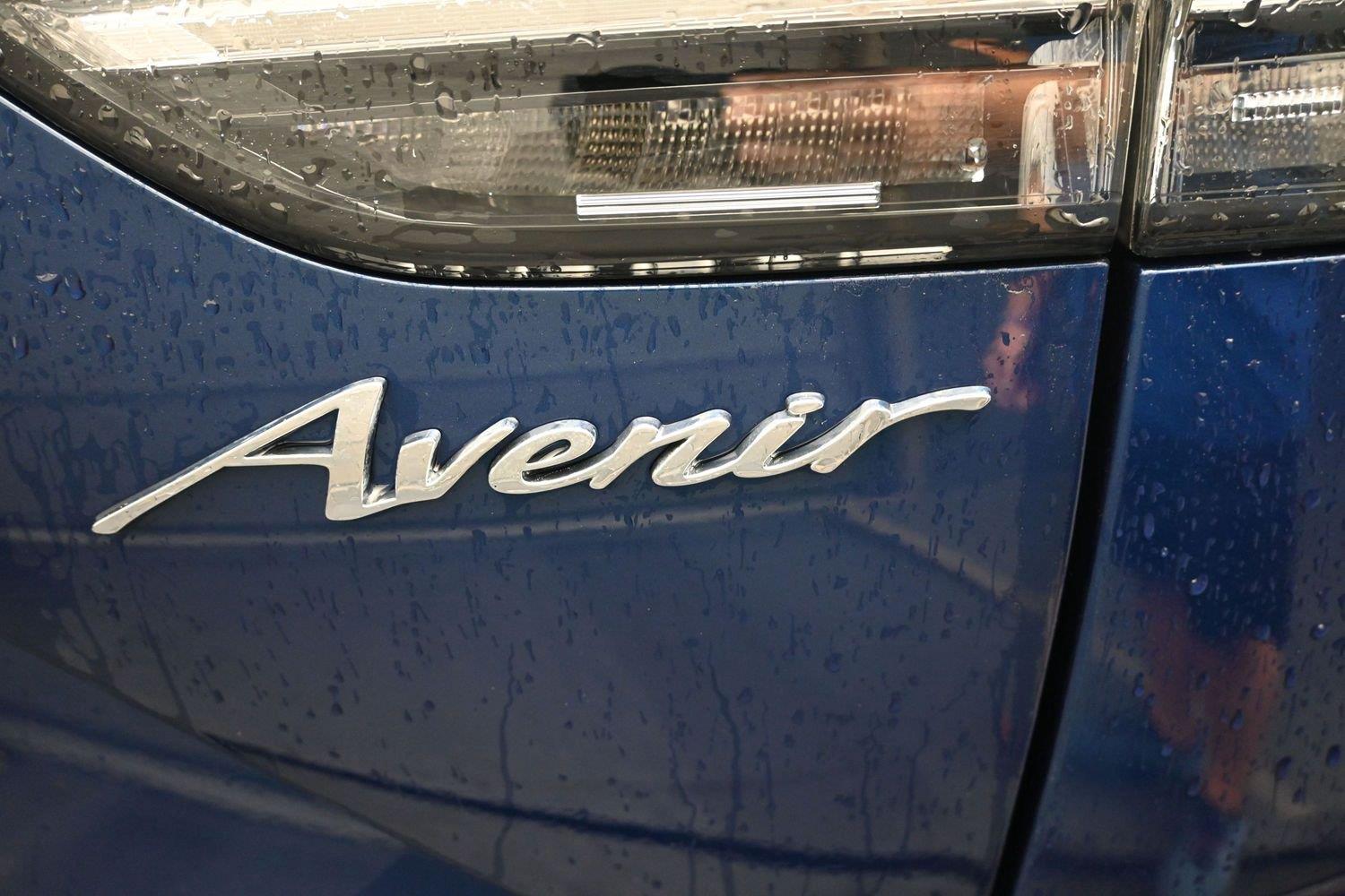Used 2023 Sapphire Metallic Buick Avenir image 15