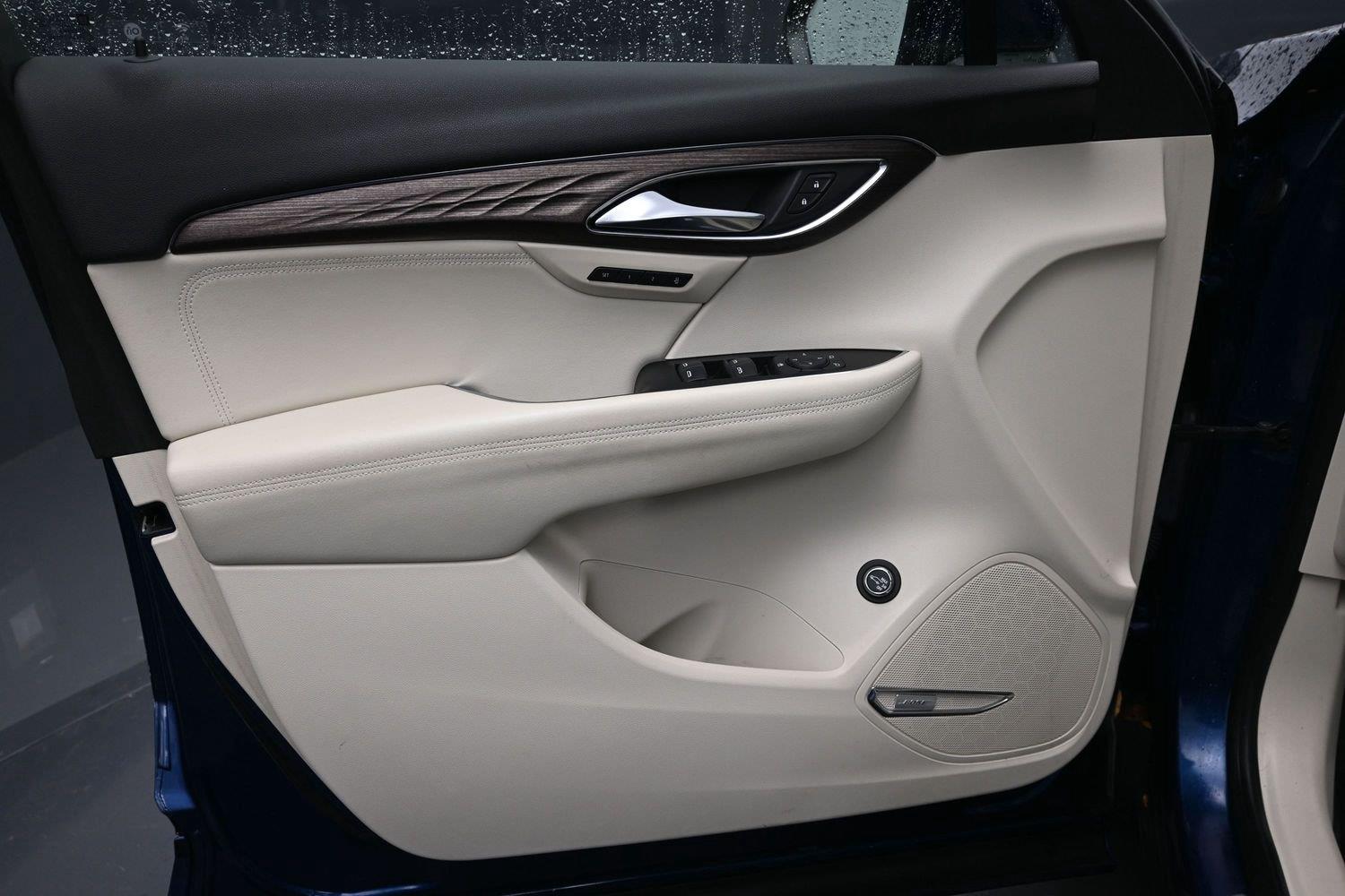 Used 2023 Sapphire Metallic Buick Avenir image 19