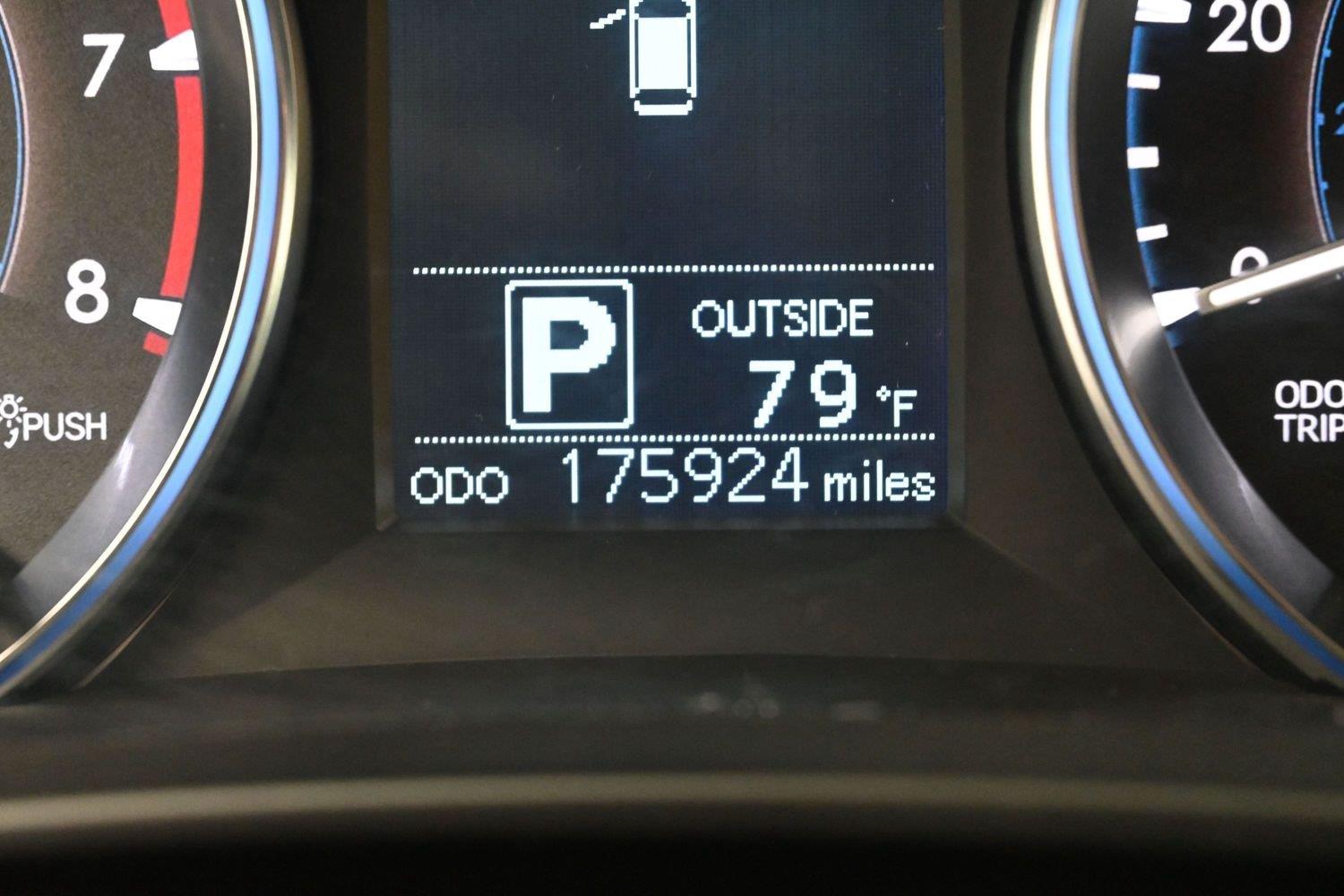 Used 2015 Attitude Black Metallic Toyota LE image 22