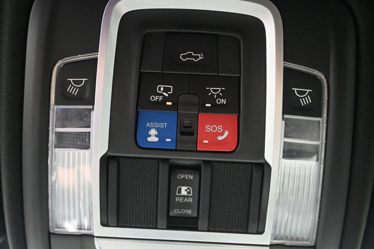 Used 2019 Patriot Blue Pearlcoat Ram Laramie image 35