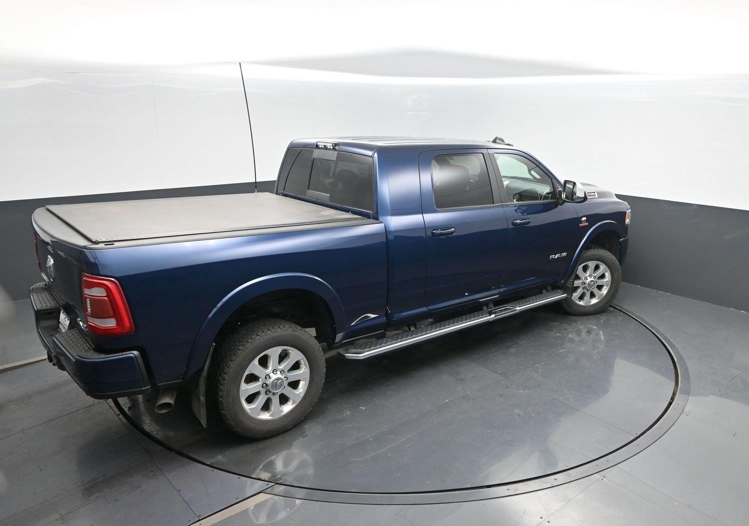 Used 2019 Patriot Blue Pearlcoat Ram Laramie image 43