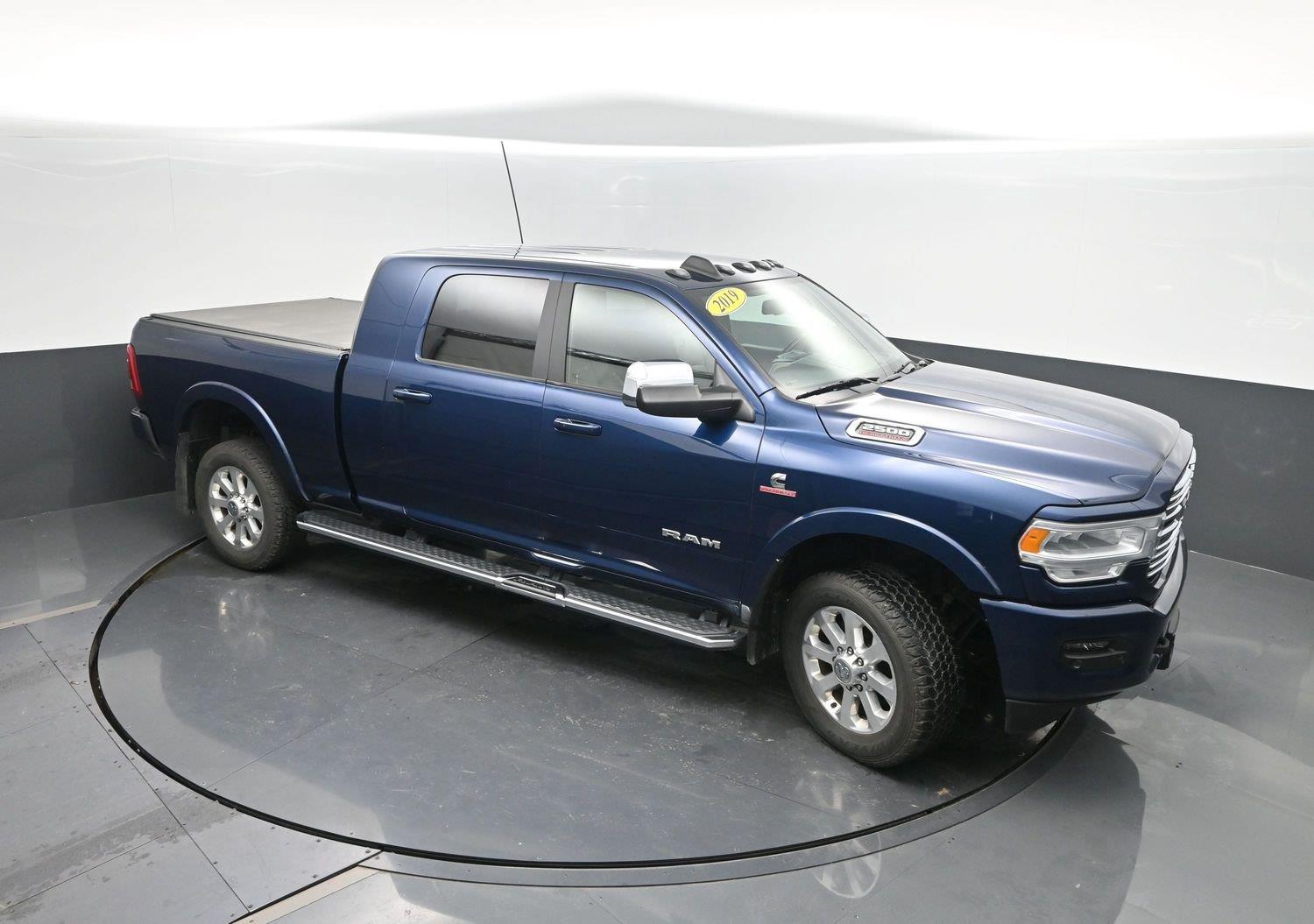 Used 2019 Patriot Blue Pearlcoat Ram Laramie image 44