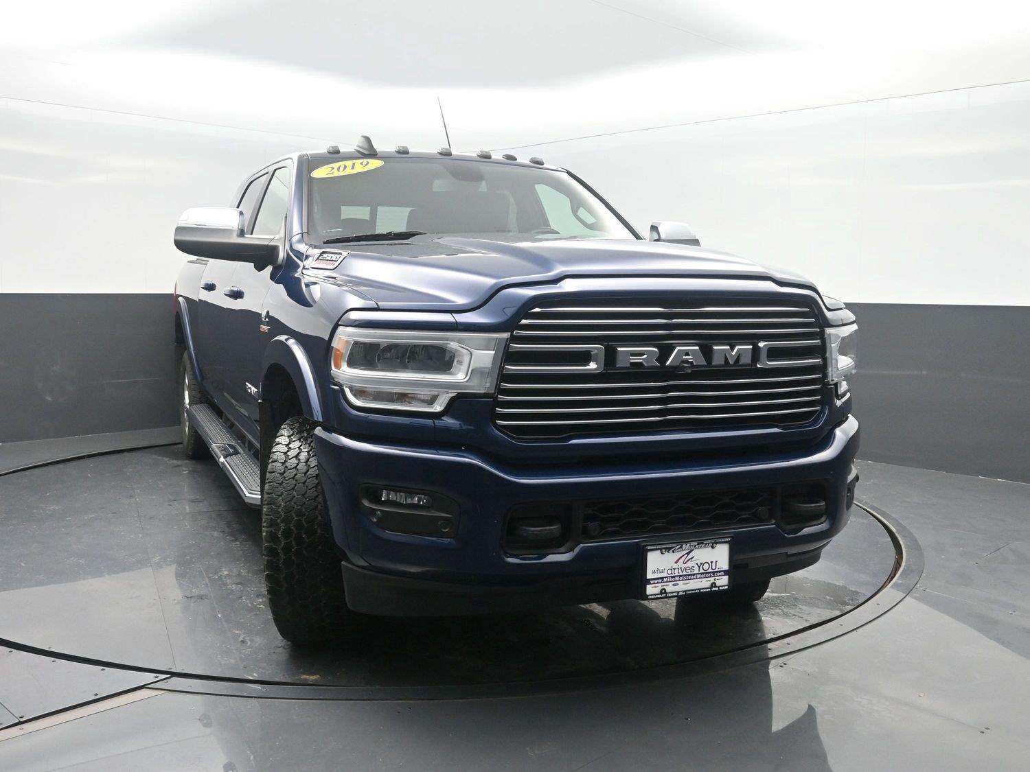Used 2019 Patriot Blue Pearlcoat Ram Laramie image 47