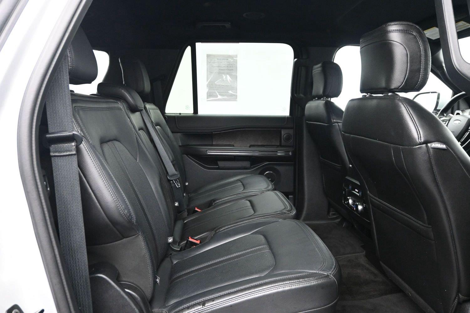 Used 2018 Ingot Silver Ford Limited image 16