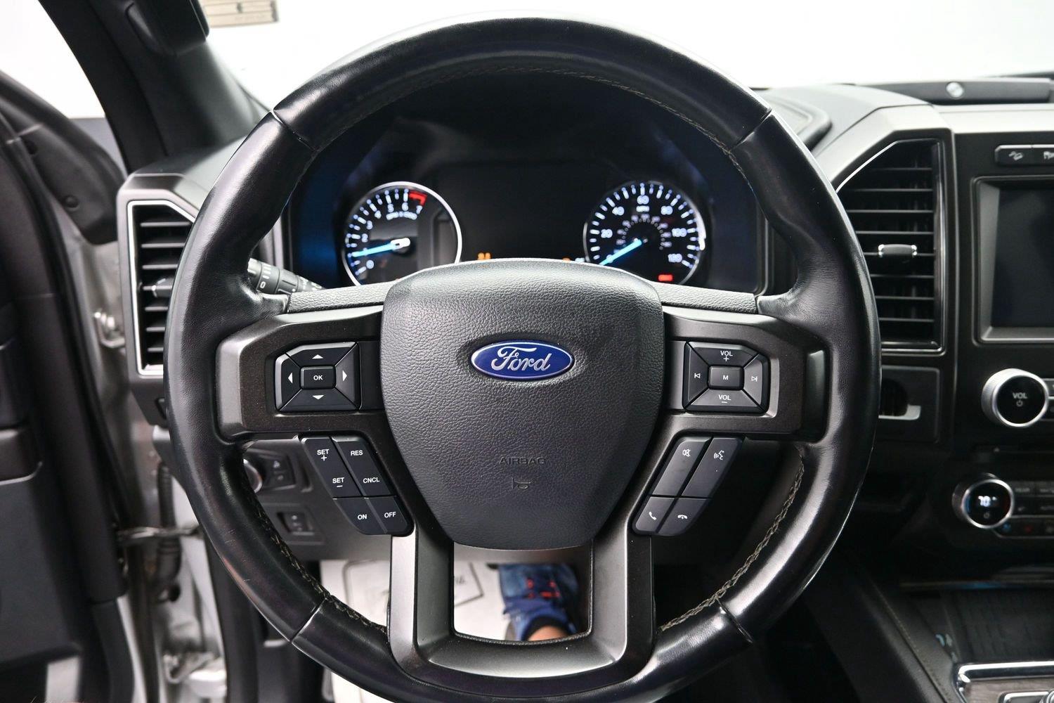 Used 2018 Ingot Silver Ford Limited image 30