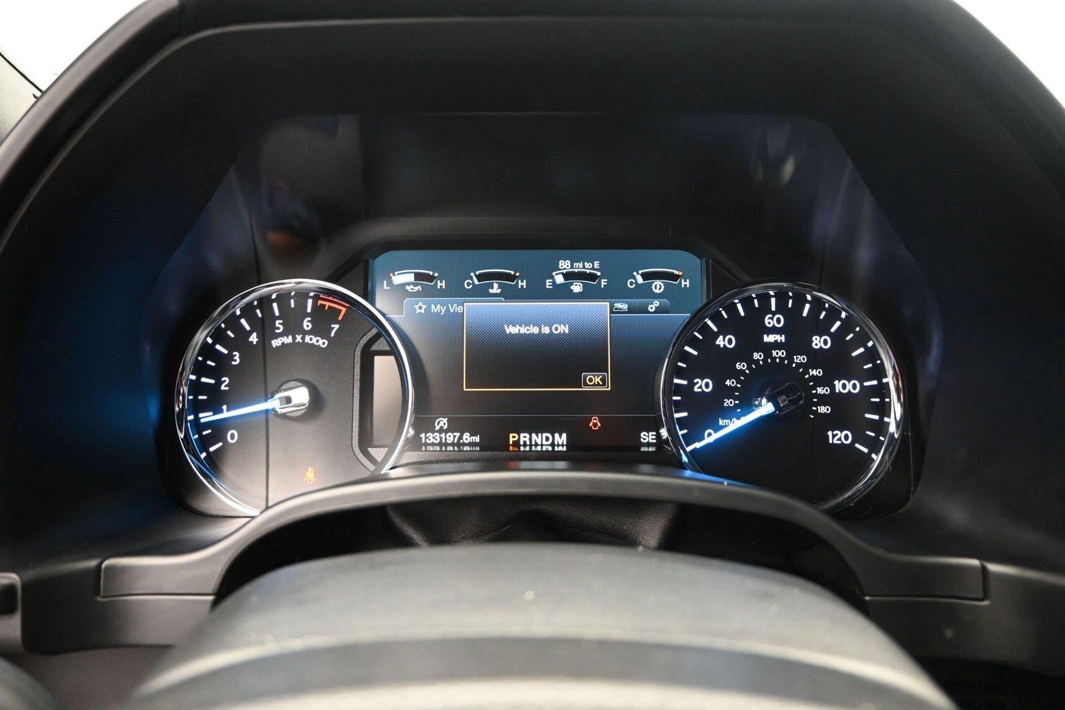 Used 2018 Ingot Silver Ford Limited image 33