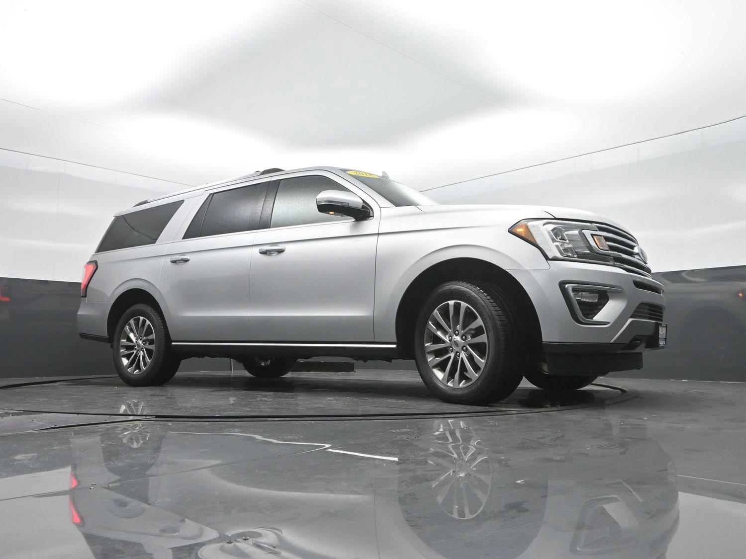Used 2018 Ingot Silver Ford Limited image 40