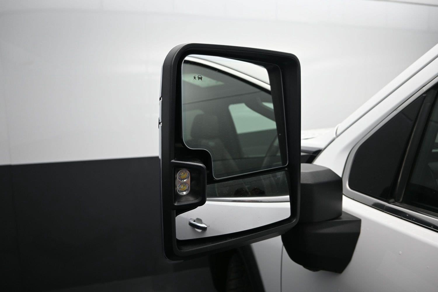 Used 2024 Summit White GMC Denali Ultimate image 22
