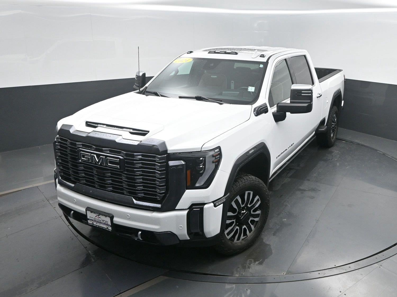 Used 2024 Summit White GMC Denali Ultimate image 43