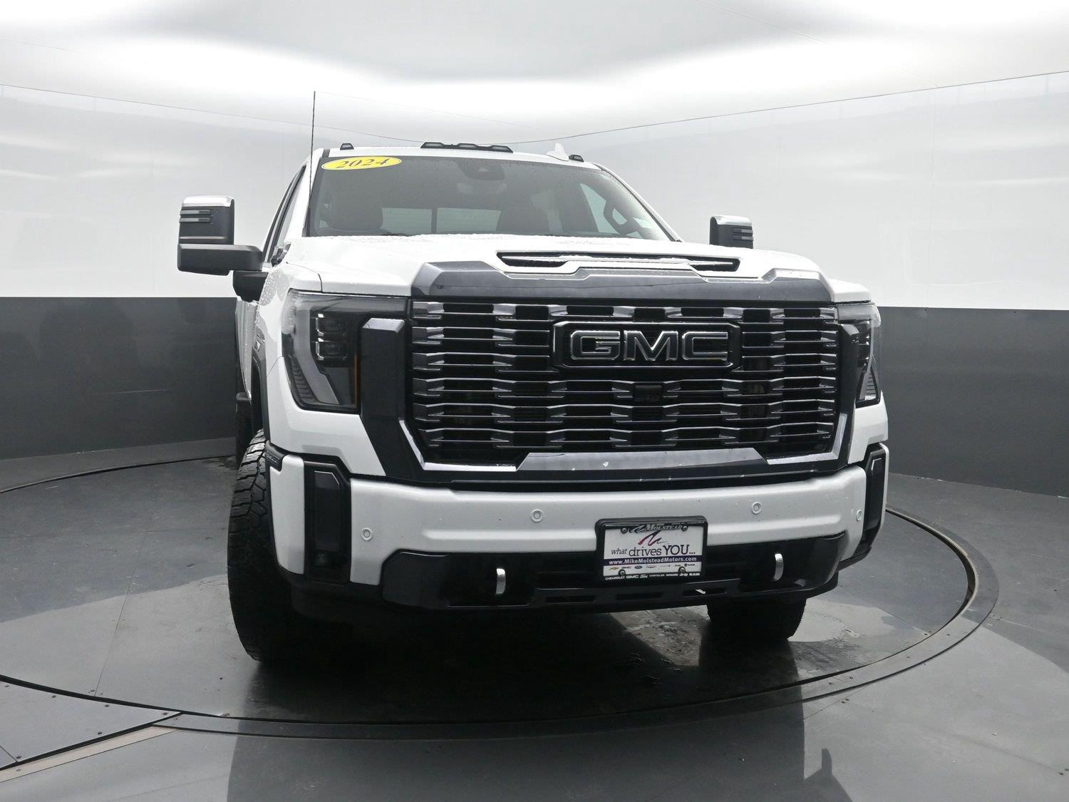 Used 2024 Summit White GMC Denali Ultimate image 49