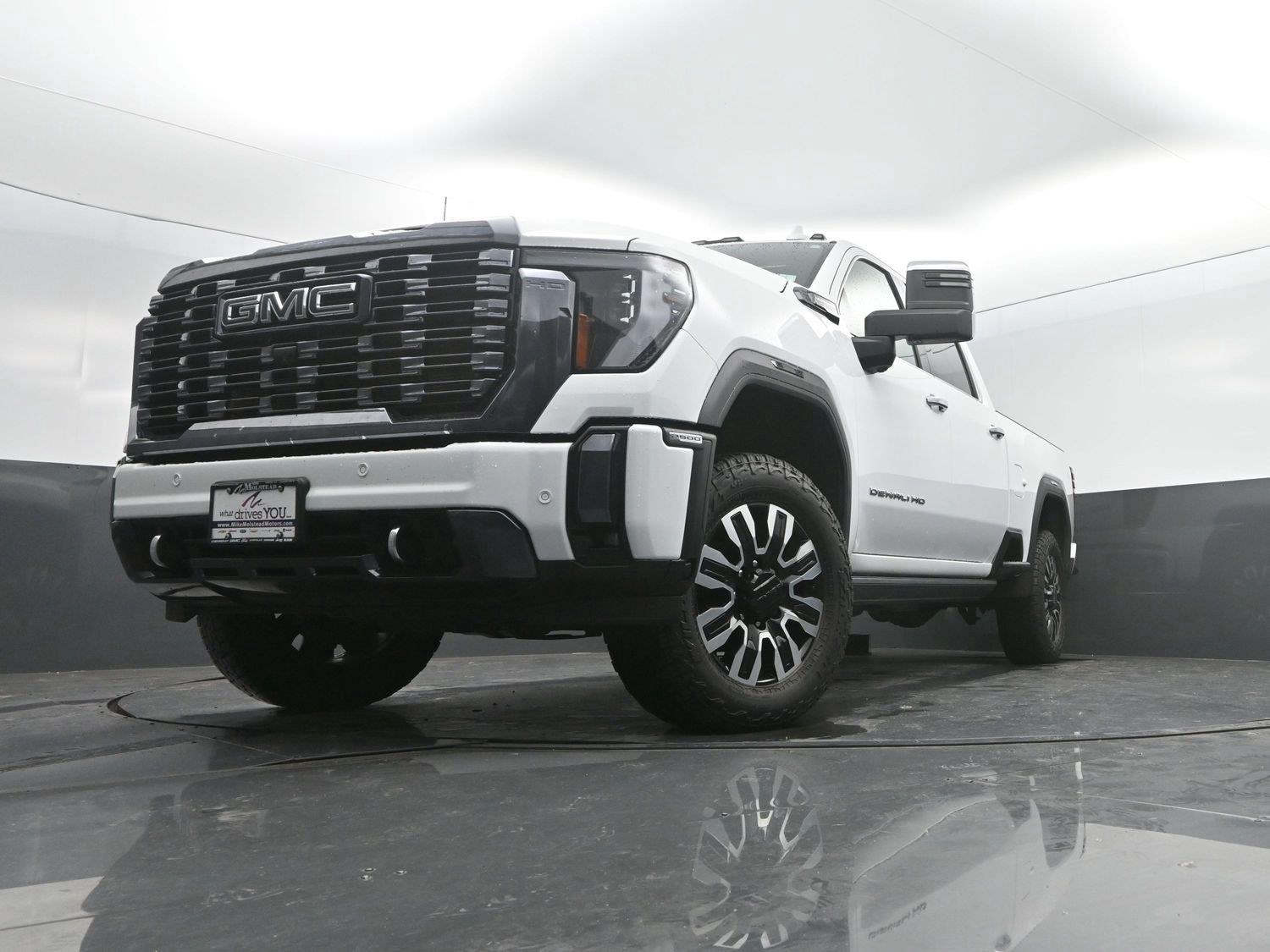 Used 2024 Summit White GMC Denali Ultimate image 51