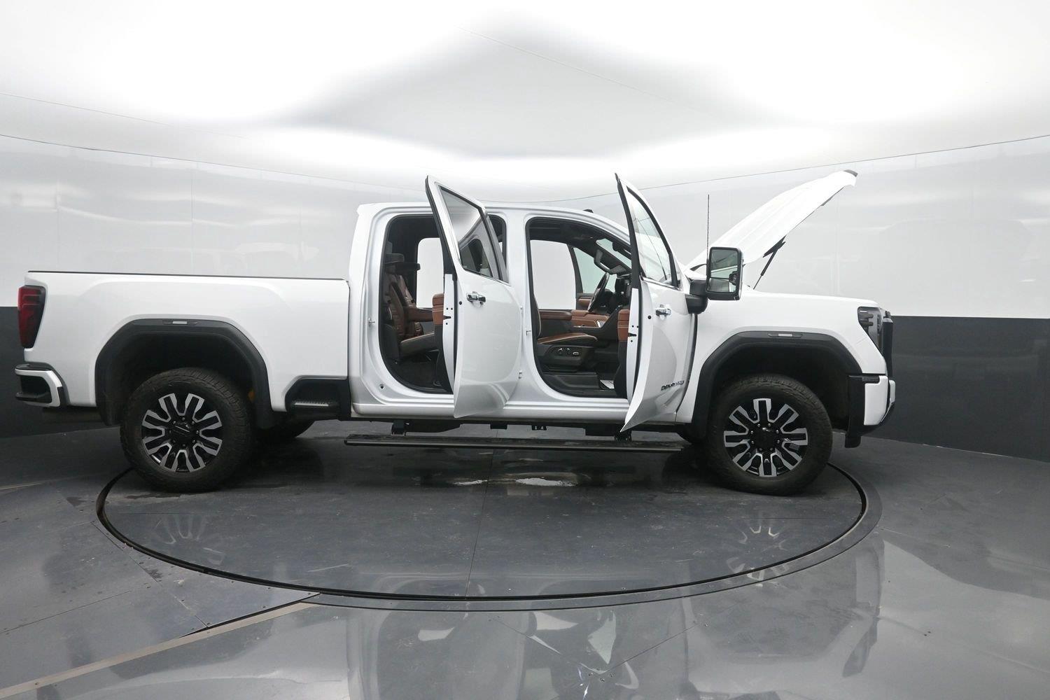 Used 2024 Summit White GMC Denali Ultimate image 54