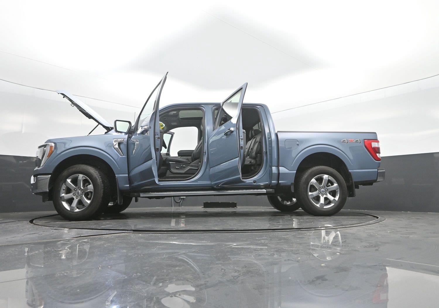 Used 2023 Azure Gray Metallic Tri-Coat Ford LARIAT image 57