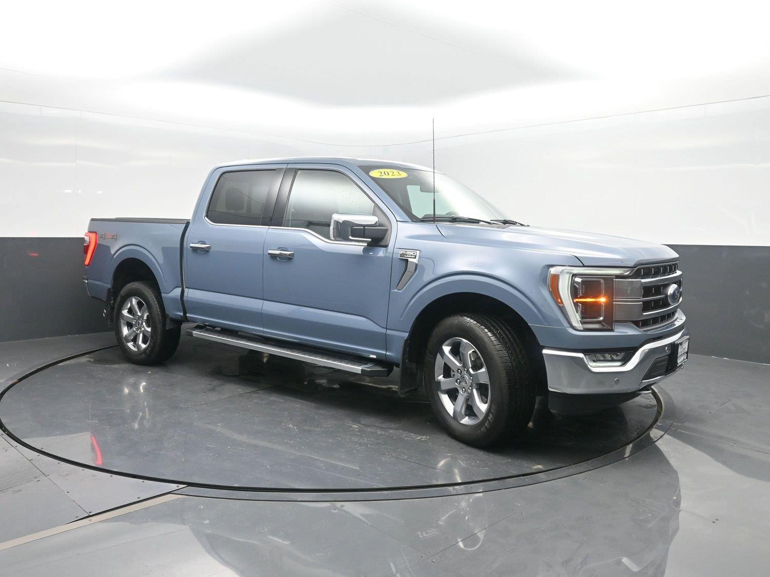 Used 2023 Azure Gray Metallic Tri-Coat Ford LARIAT image 4